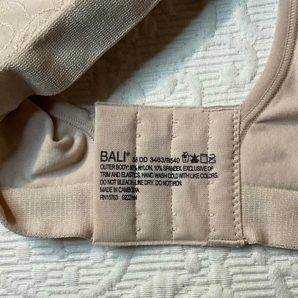 Bali Women's Light Beige Patterned Bra